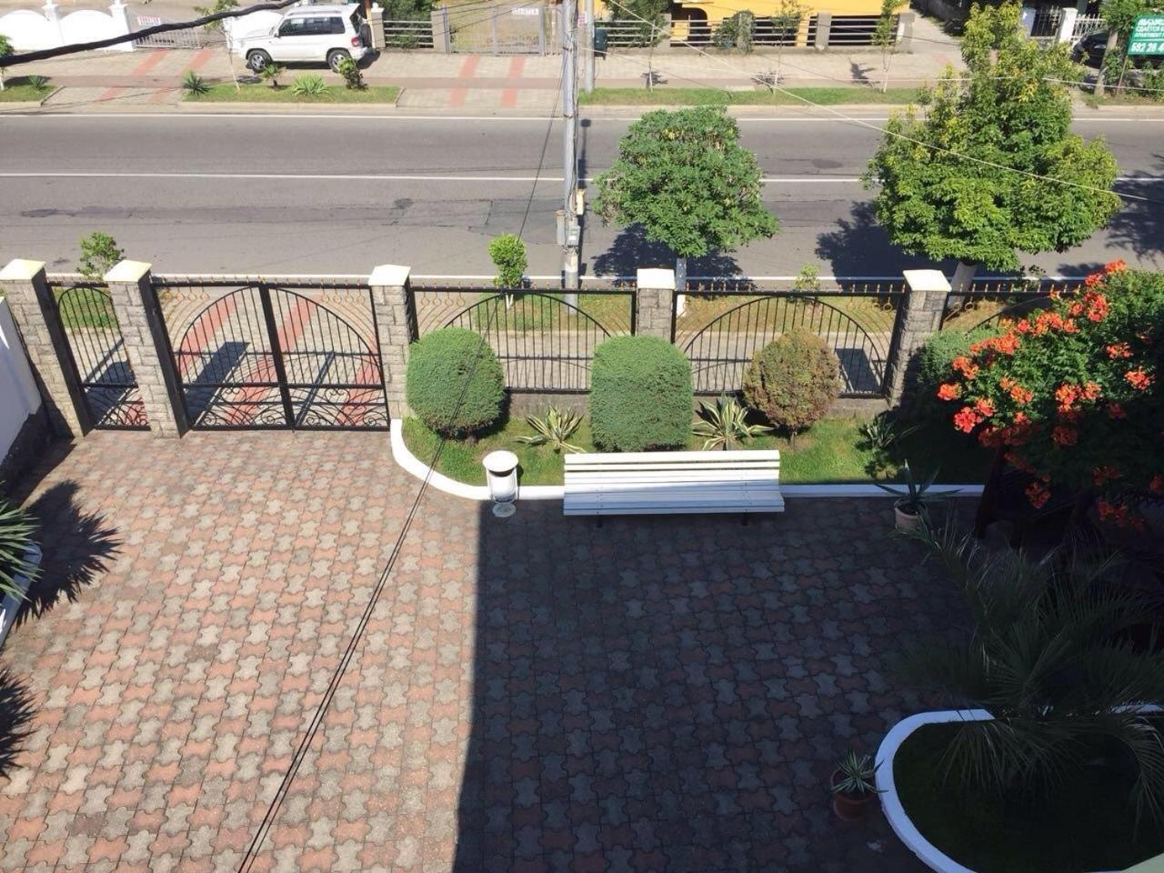 George'S House Hotel Кобулети Екстериор снимка